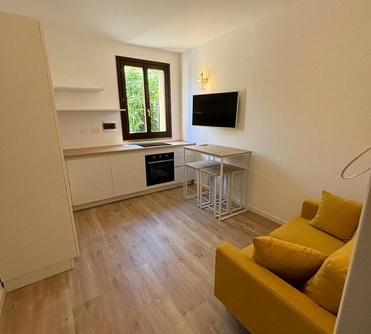 Apartamento Alloggio Zona Mare Cattolica
